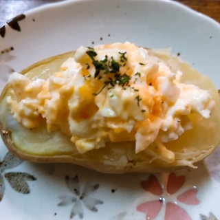 卵マヨのせベイクドポテト
